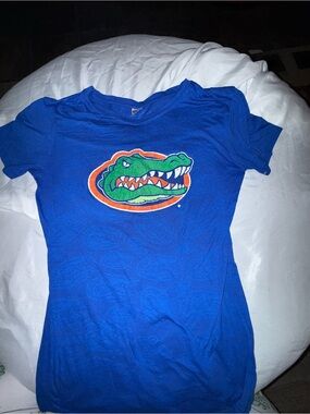 Women’s Florida Gators Blue Short Sleeve Logo Tee with logo all over the shirt-S